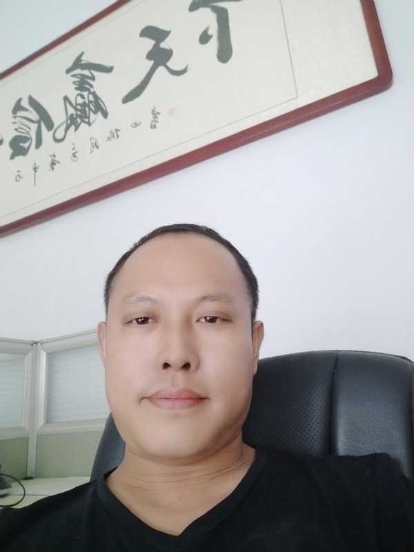 山丘的第一张照片--九江交友中心